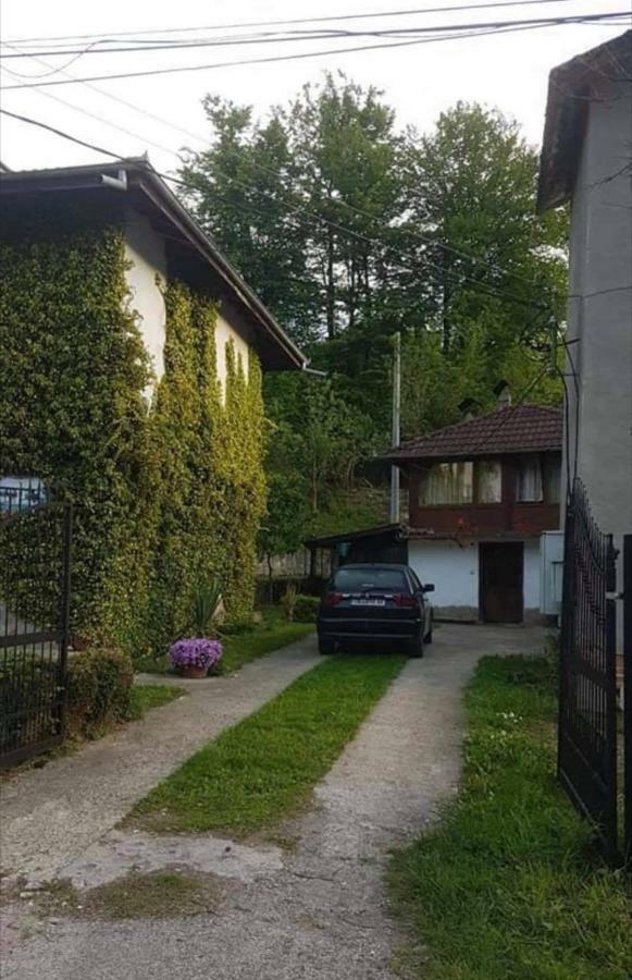 Вила Керенски Ribaritsa Exterior foto